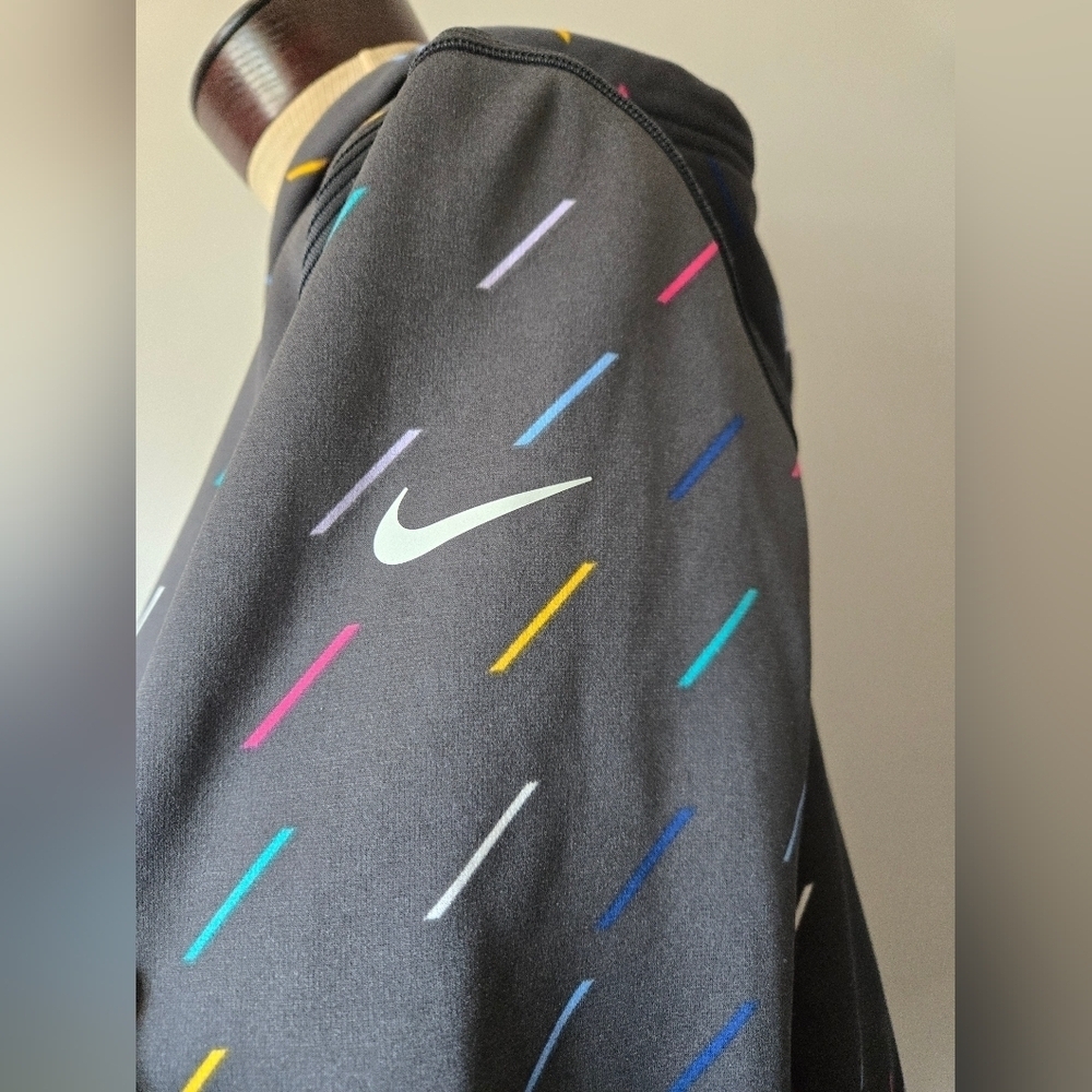 Nike NFL Las Vegas Raiders Crucial Catch Hoodie. Size Womens XL - Picture 8 of 15
